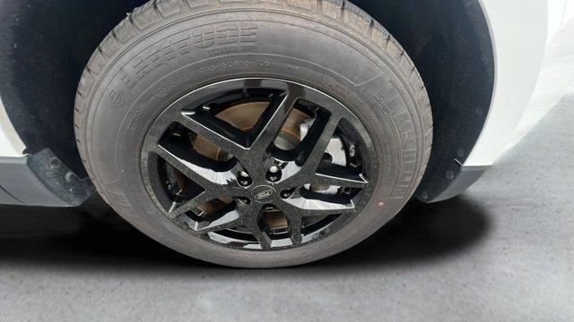 used 2024 Ford Edge car, priced at $28,450