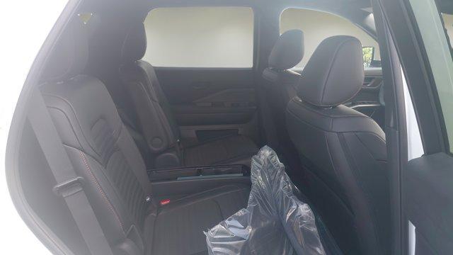 new 2025 Nissan Pathfinder car, priced at $46,505