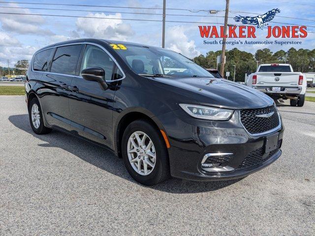 used 2023 Chrysler Pacifica car, priced at $28,200