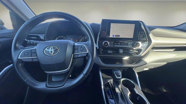 used 2023 Toyota Highlander car, priced at $33,300