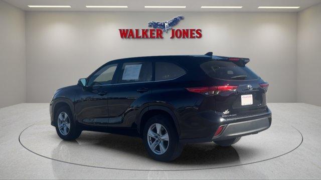 used 2023 Toyota Highlander car, priced at $33,300