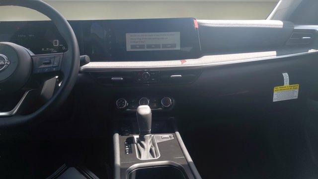 new 2025 Nissan Kicks car, priced at $27,095