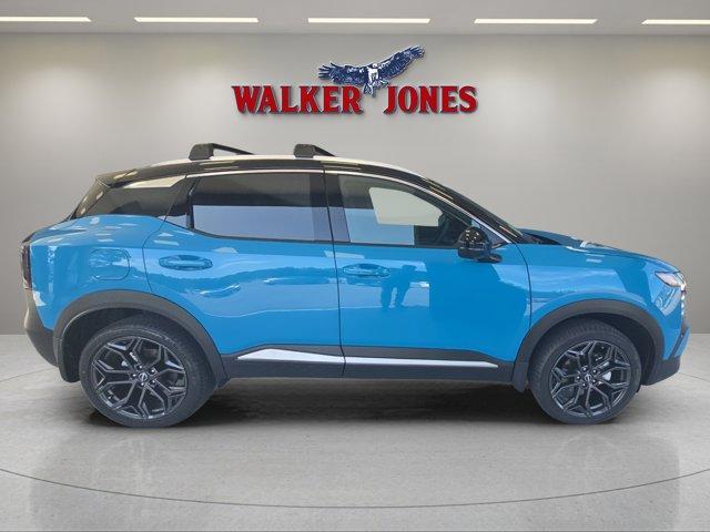 new 2025 Nissan Kicks car, priced at $29,970