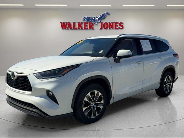 used 2021 Toyota Highlander car, priced at $27,975