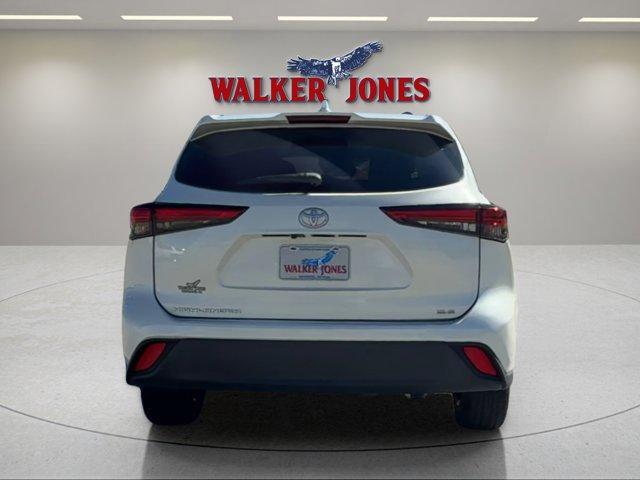 used 2021 Toyota Highlander car, priced at $27,975