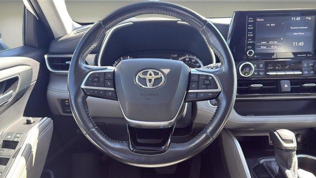 used 2021 Toyota Highlander car, priced at $27,975