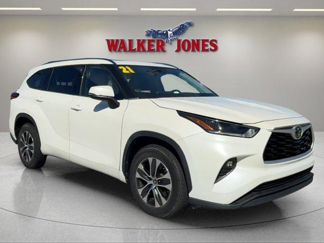 used 2021 Toyota Highlander car, priced at $27,975