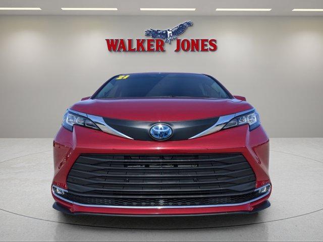 used 2021 Toyota Sienna car, priced at $39,991