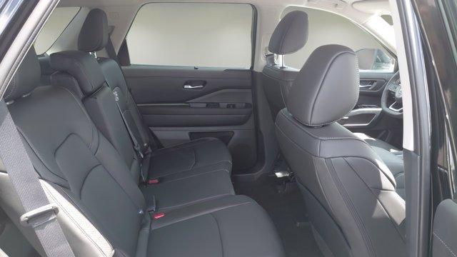 new 2025 Nissan Pathfinder car, priced at $44,475
