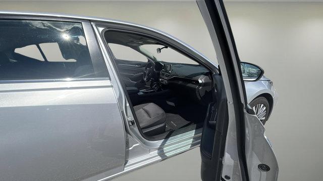 used 2023 Nissan Altima car, priced at $22,250