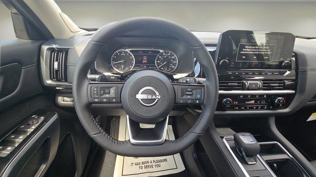 new 2025 Nissan Pathfinder car, priced at $48,005