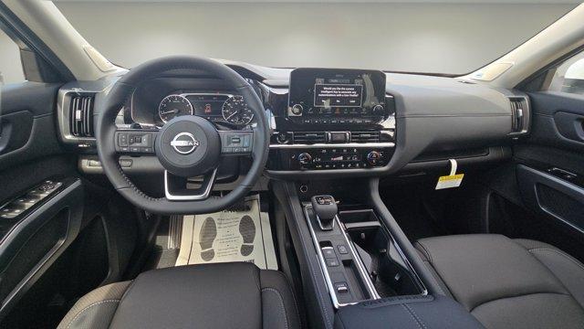 new 2025 Nissan Pathfinder car, priced at $48,005
