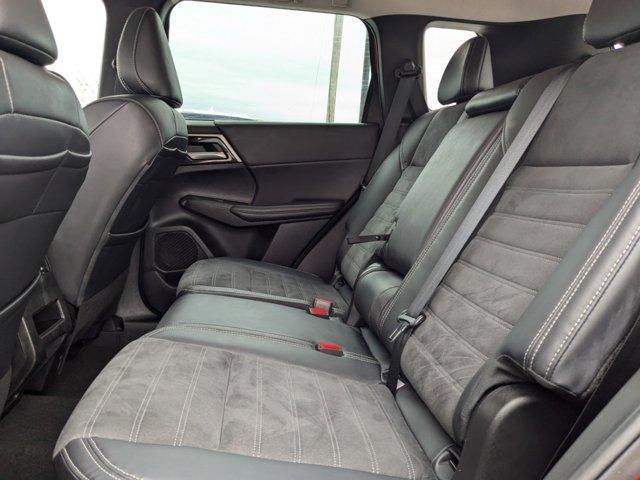 used 2023 Mitsubishi Outlander car, priced at $25,400