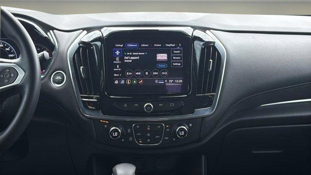 used 2023 Chevrolet Traverse car, priced at $38,950