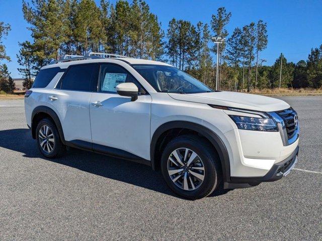 new 2024 Nissan Pathfinder car, priced at $46,780