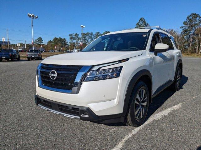 new 2024 Nissan Pathfinder car, priced at $46,780