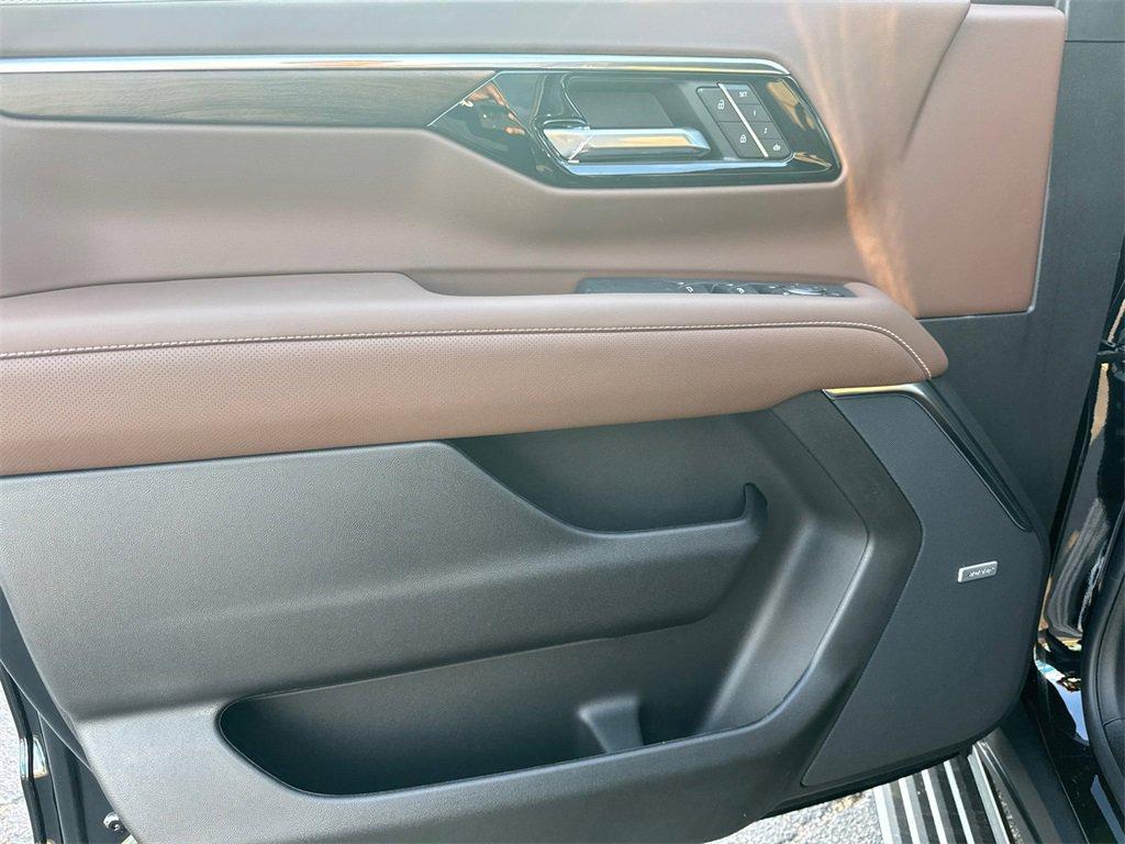 new 2026 Chevrolet Suburban car, priced at $94,675