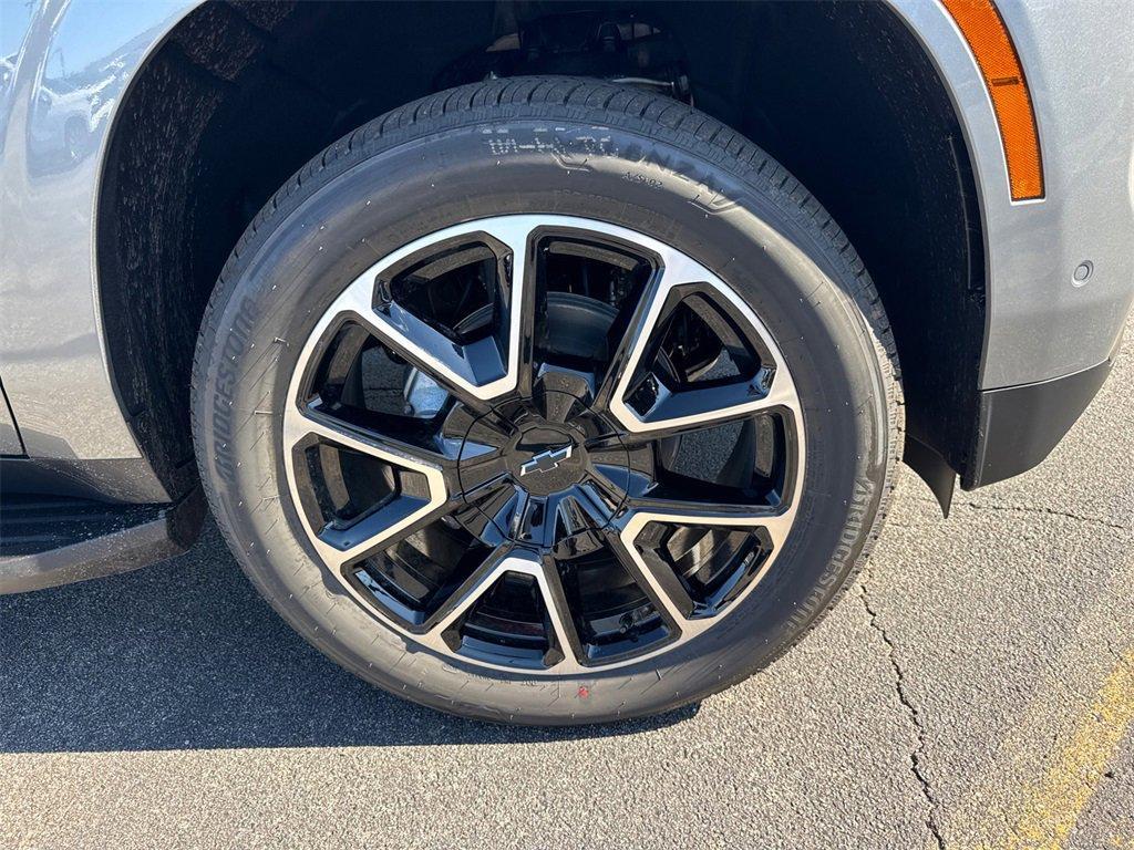 new 2026 Chevrolet Suburban car, priced at $73,220