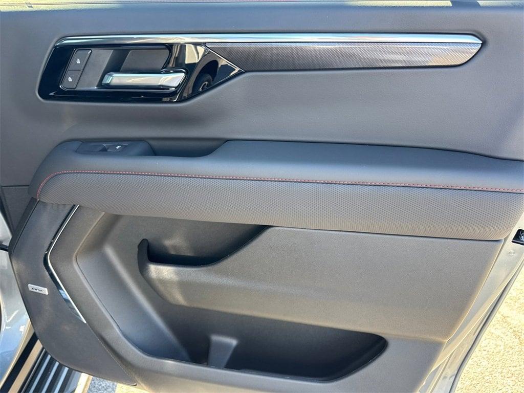 new 2026 Chevrolet Suburban car, priced at $73,220