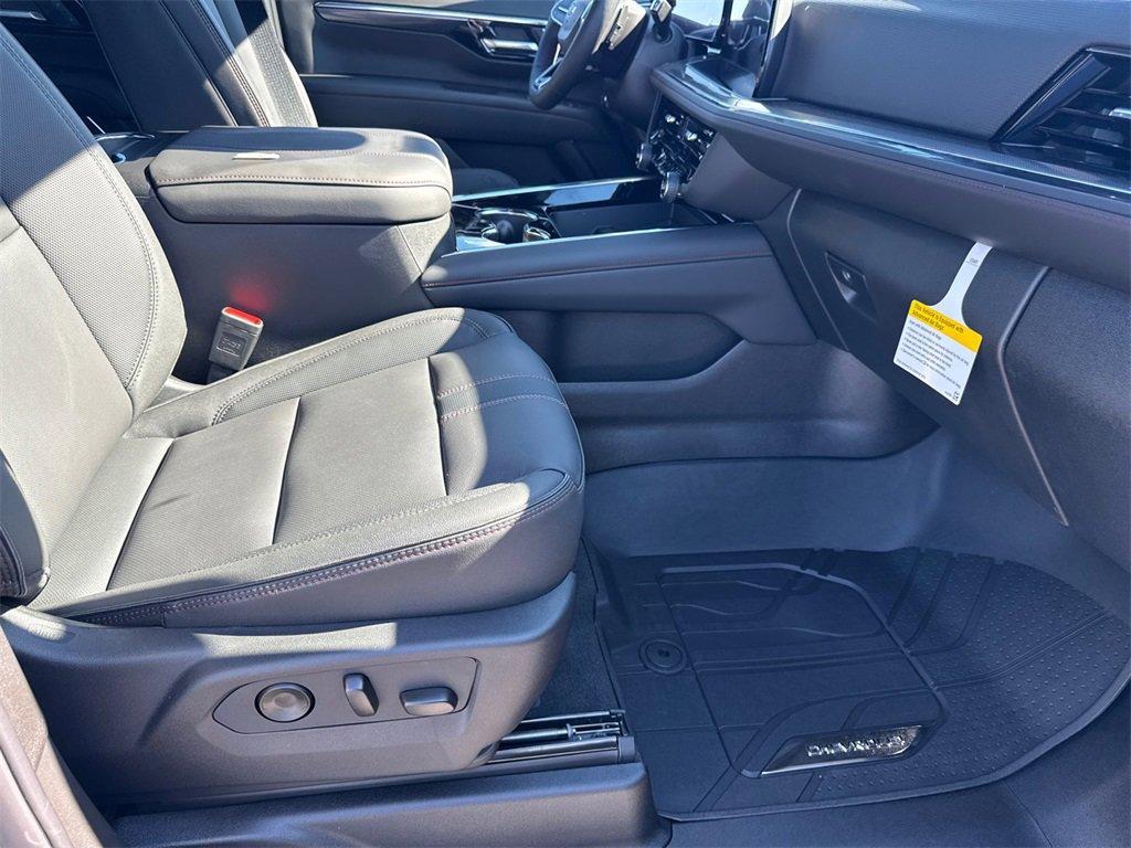 new 2026 Chevrolet Suburban car, priced at $73,220