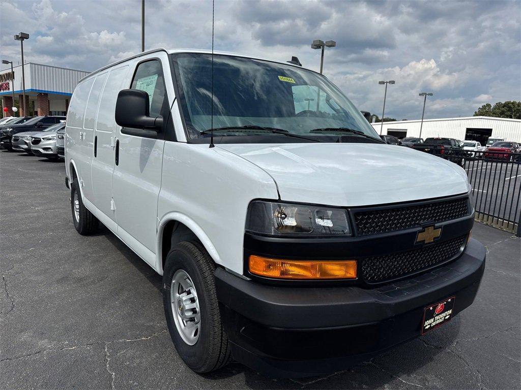 new 2025 Chevrolet Express 3500 car, priced at $48,197