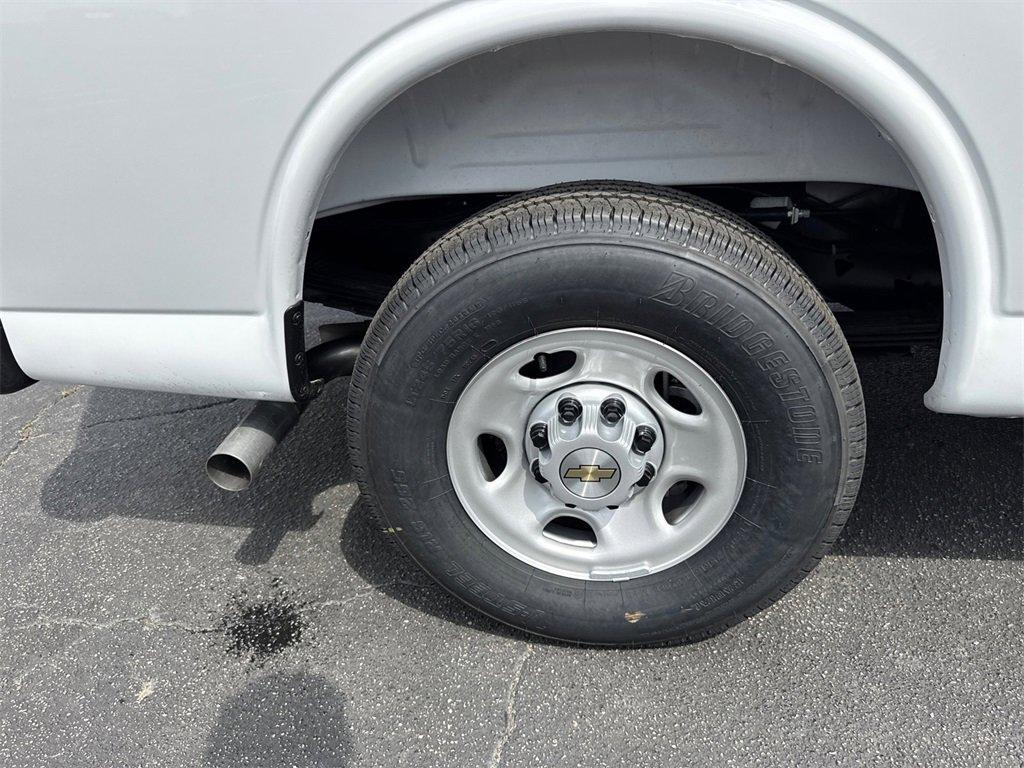 new 2025 Chevrolet Express 3500 car, priced at $48,197