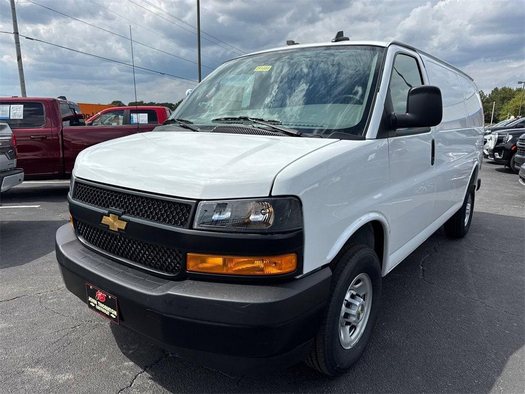 new 2025 Chevrolet Express 3500 car, priced at $48,197