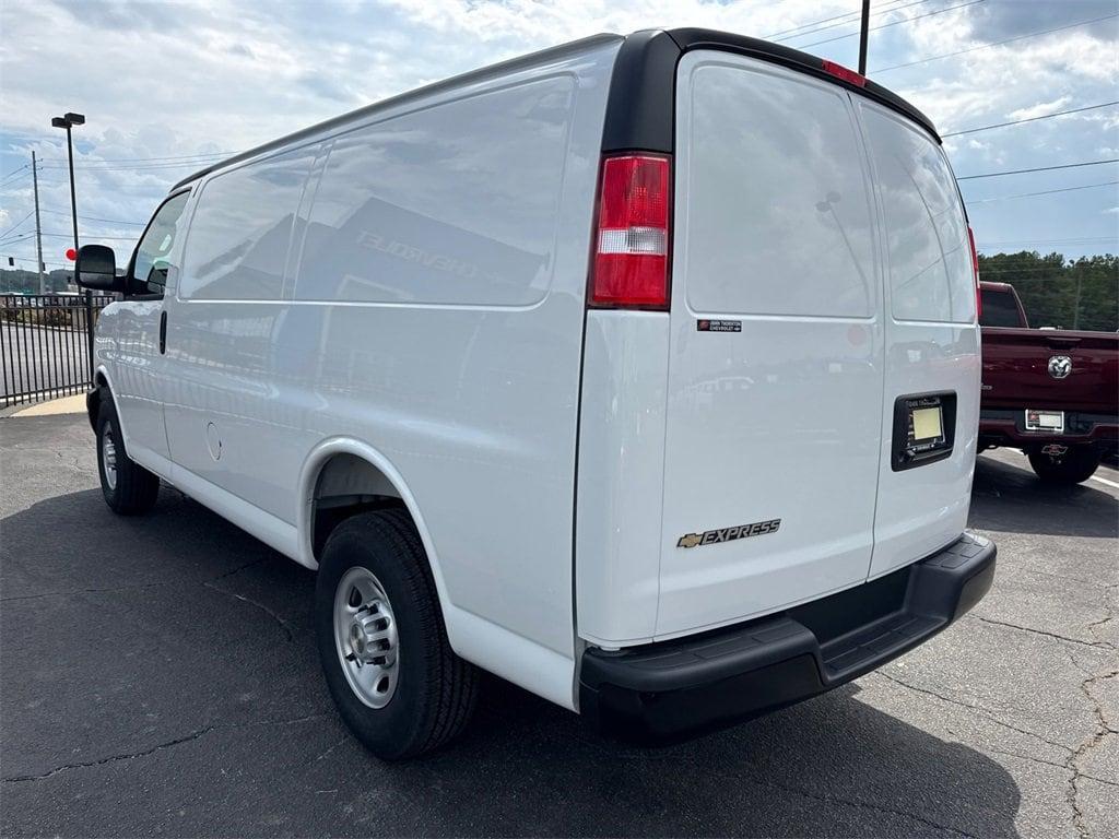 new 2025 Chevrolet Express 3500 car, priced at $48,197