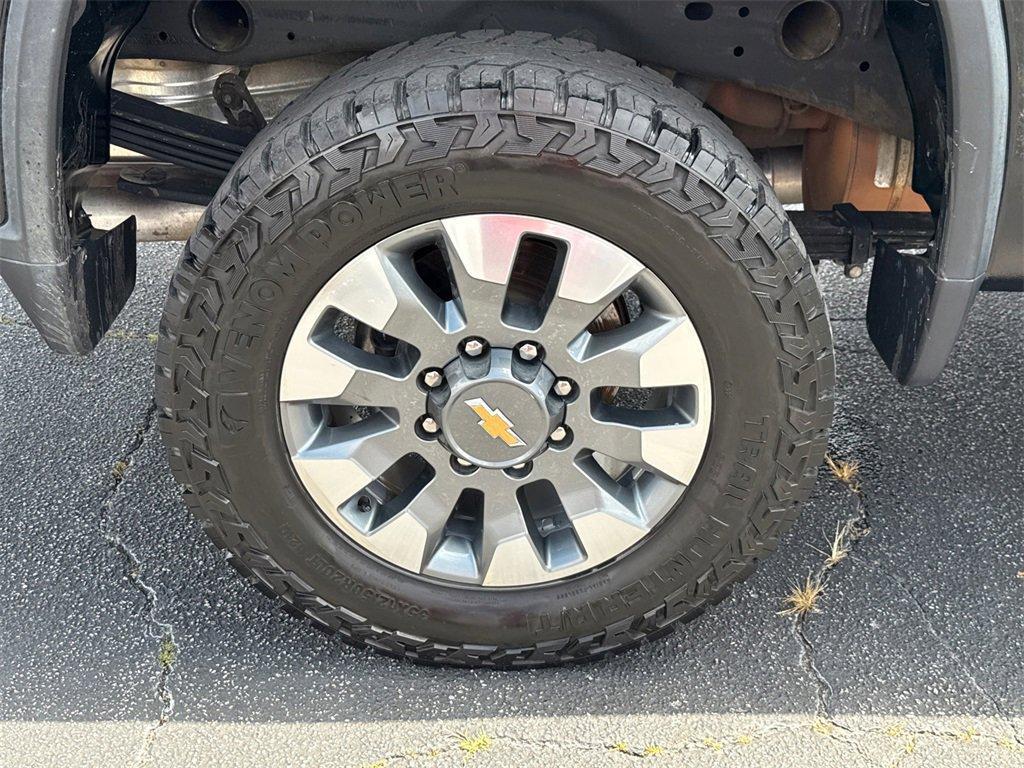 used 2022 Chevrolet Silverado 2500 car, priced at $37,996
