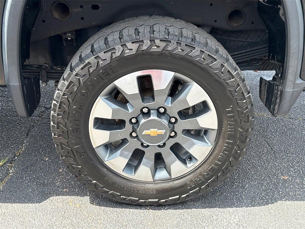 used 2022 Chevrolet Silverado 2500 car, priced at $37,996