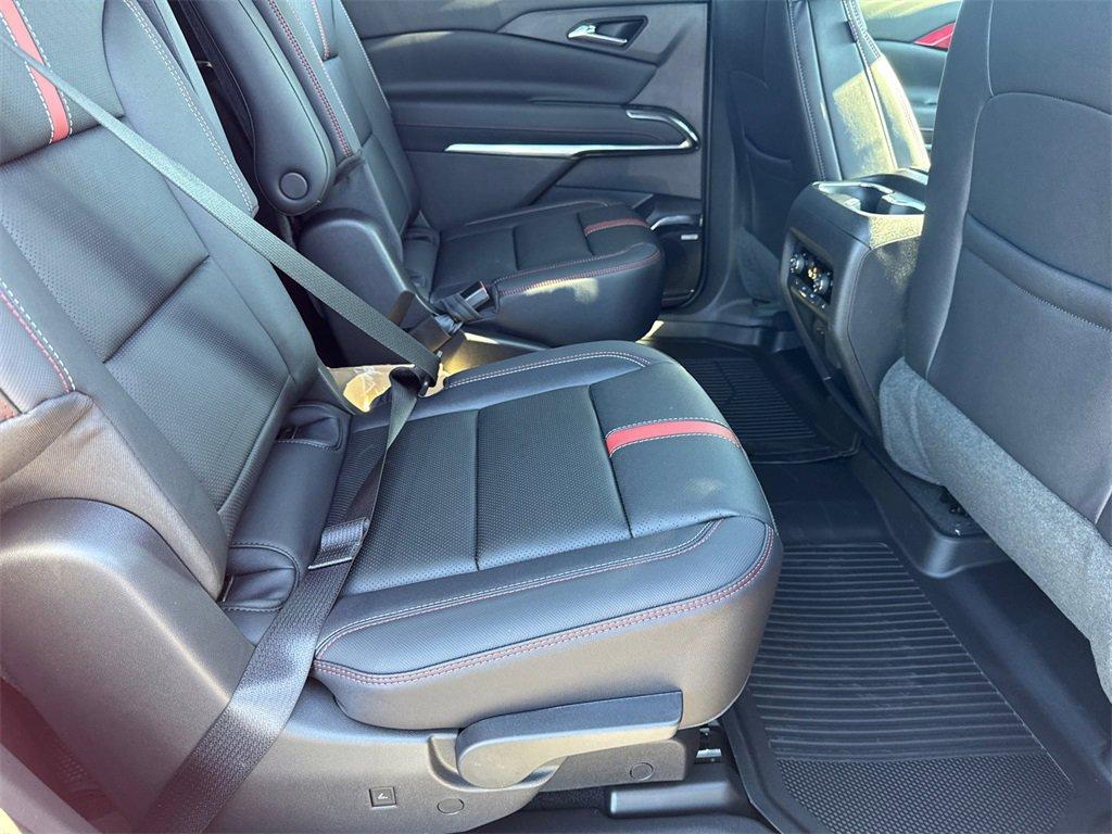 new 2026 Chevrolet Traverse car, priced at $57,215