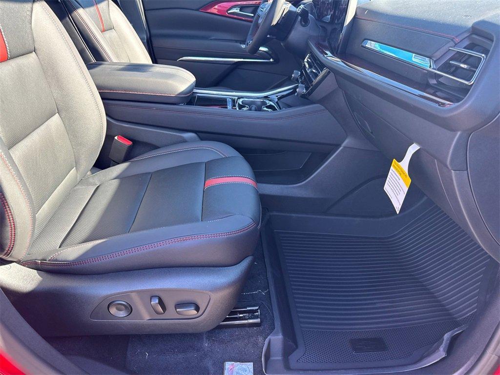 new 2026 Chevrolet Traverse car, priced at $57,215