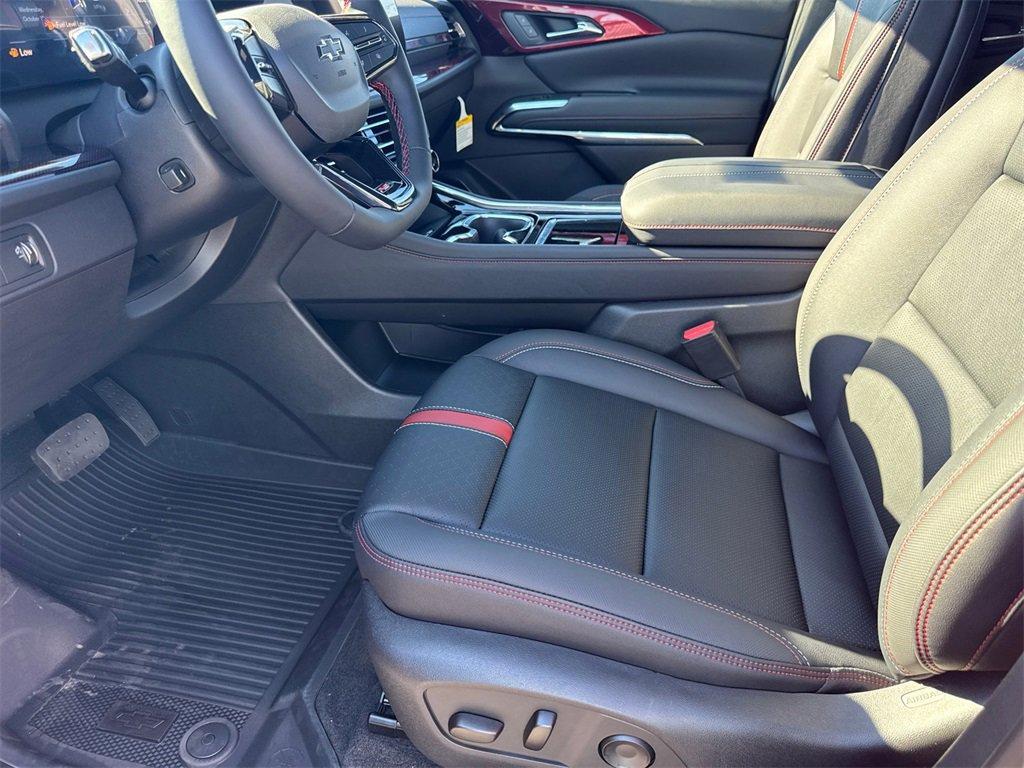 new 2026 Chevrolet Traverse car, priced at $57,215