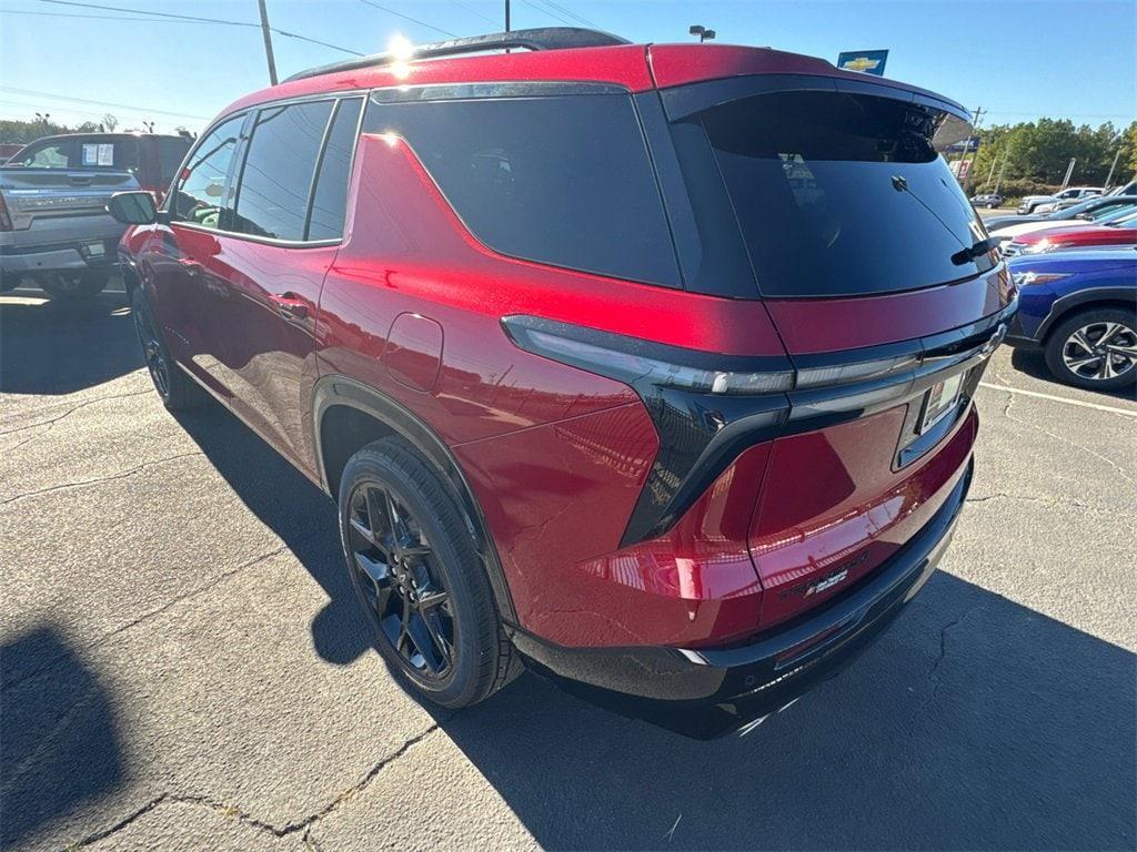 new 2026 Chevrolet Traverse car, priced at $57,215
