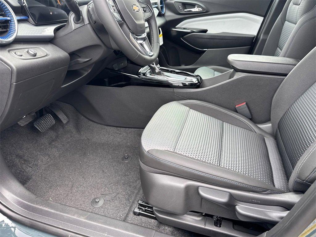 new 2026 Chevrolet Trax car, priced at $25,492
