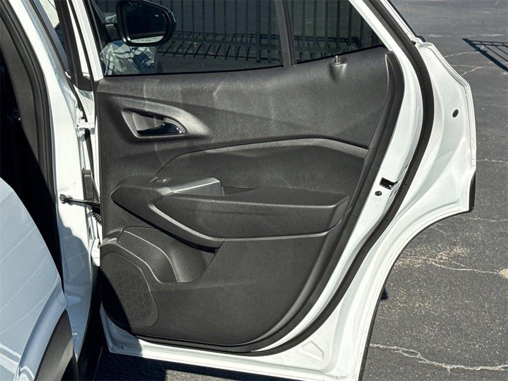 new 2026 Chevrolet Trax car, priced at $25,285