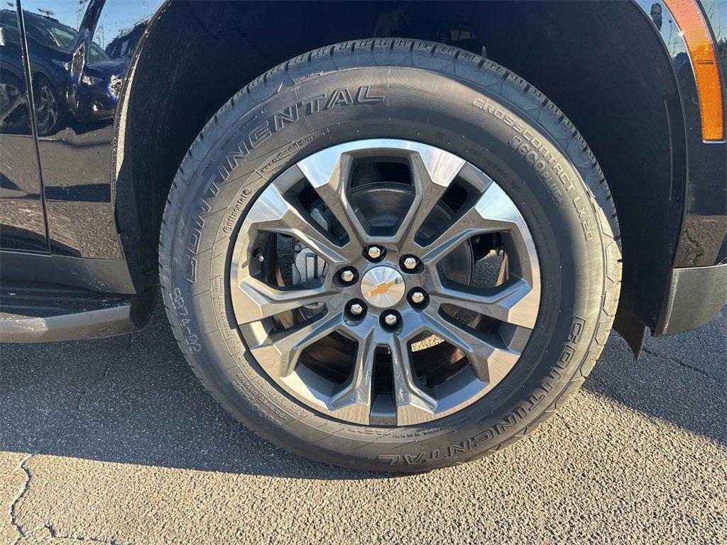 new 2026 Chevrolet Suburban car, priced at $76,275