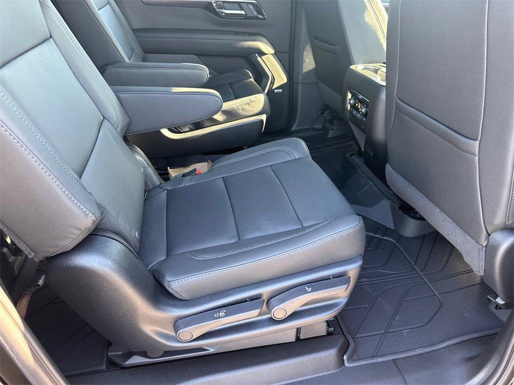 new 2026 Chevrolet Suburban car, priced at $76,275