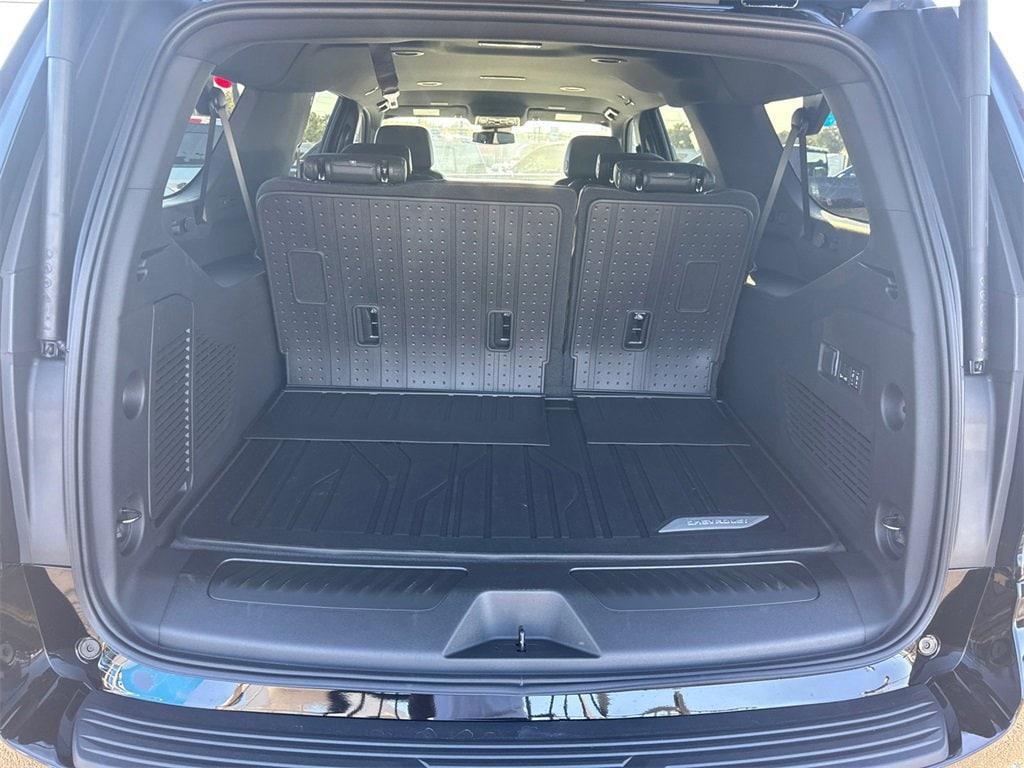 new 2026 Chevrolet Suburban car, priced at $76,275