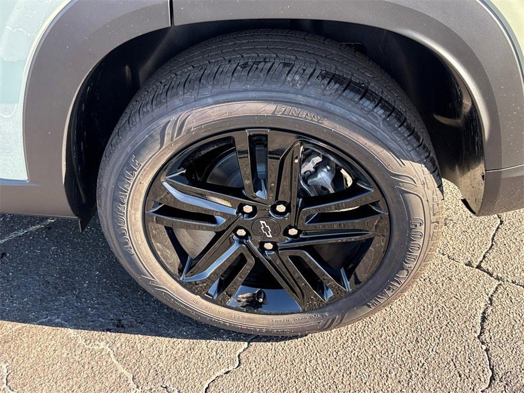 new 2026 Chevrolet Trax car, priced at $27,885