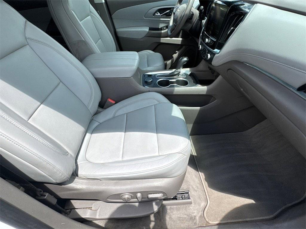 used 2020 Chevrolet Traverse car, priced at $21,354
