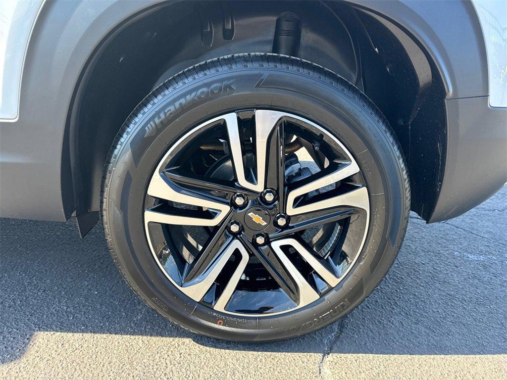 new 2025 Chevrolet TrailBlazer car, priced at $29,070