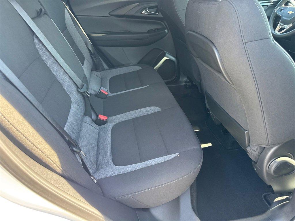new 2025 Chevrolet TrailBlazer car, priced at $29,070