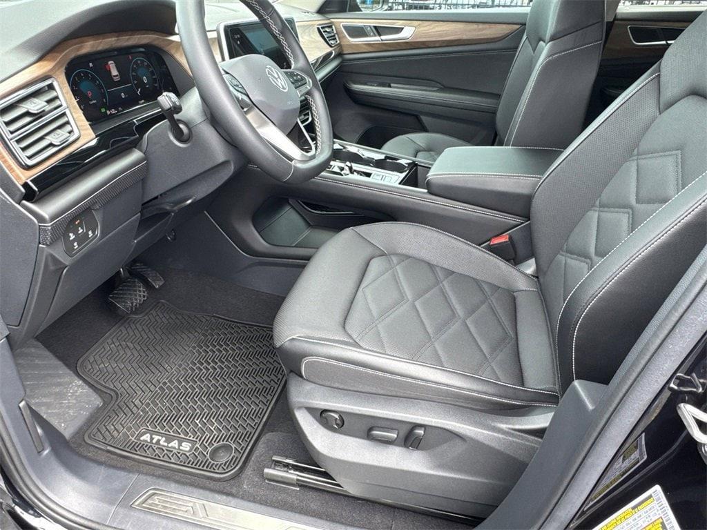 used 2024 Volkswagen Atlas car, priced at $33,854
