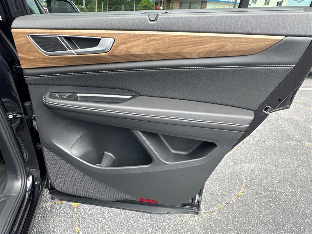 used 2024 Volkswagen Atlas car, priced at $33,854