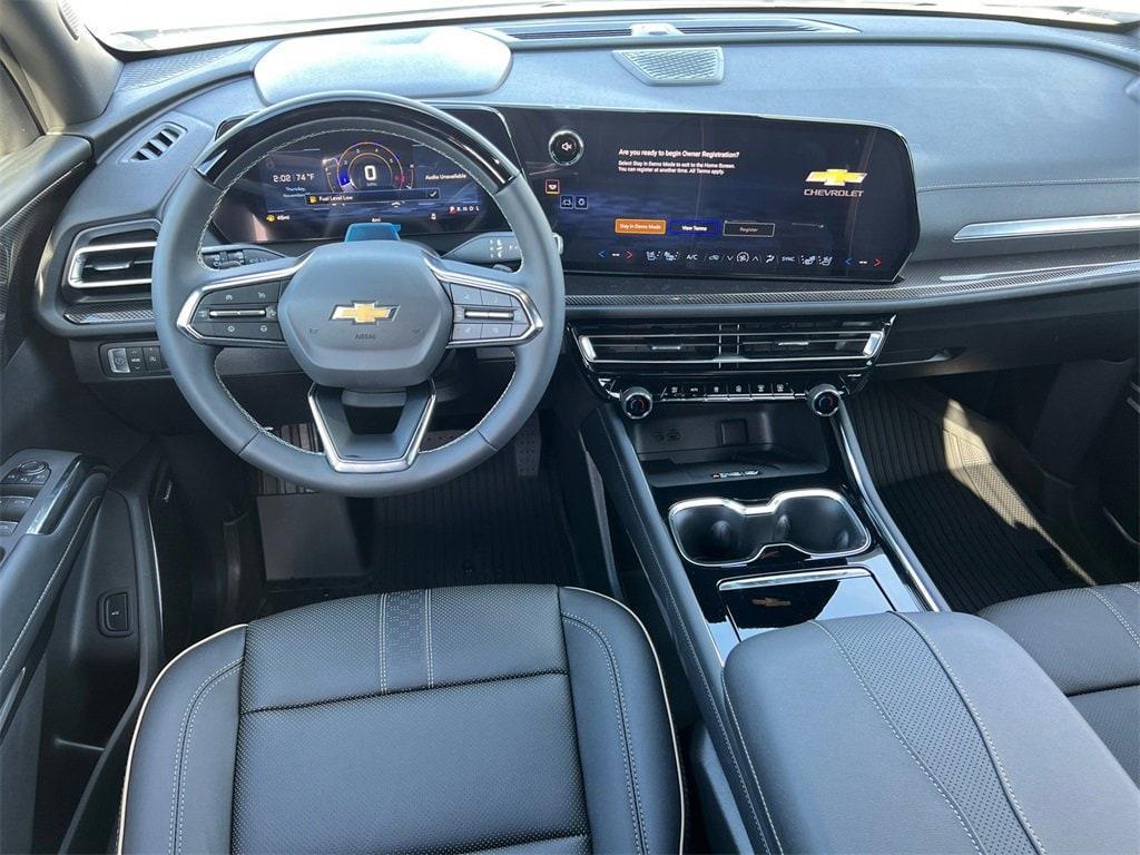 new 2026 Chevrolet Traverse car, priced at $57,415