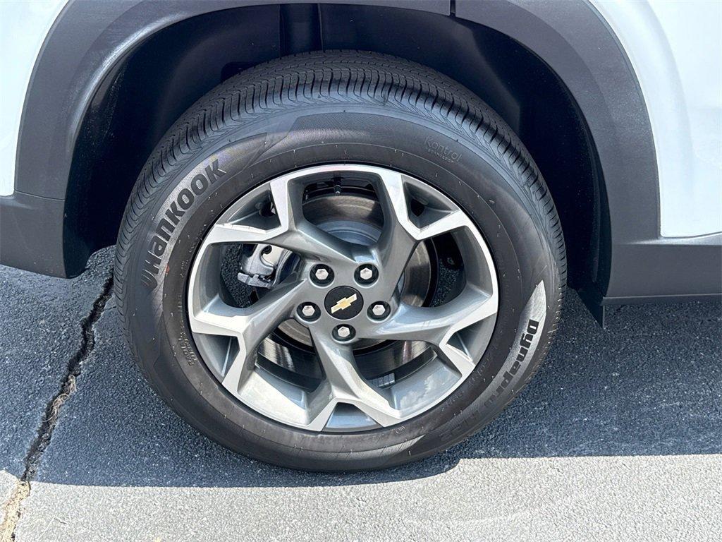 new 2025 Chevrolet Trax car, priced at $20,095