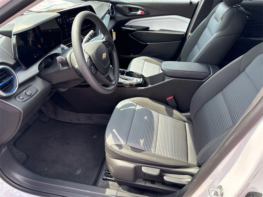 new 2025 Chevrolet Trax car, priced at $20,095