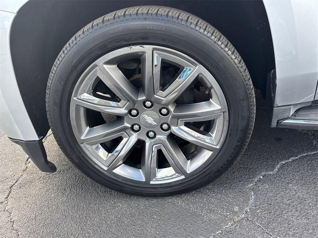 used 2015 Chevrolet Suburban car, priced at $21,514