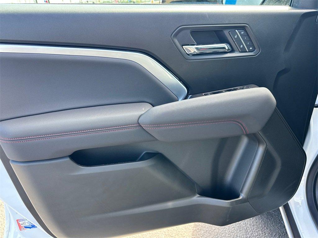 new 2026 Chevrolet Colorado car, priced at $45,005